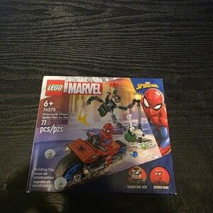 LEGO Marvel Spider-Man vs. Doc Ock Set - Red and Blue